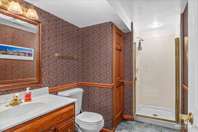 1160 Midwest Lane, Wheaton, IL 60189