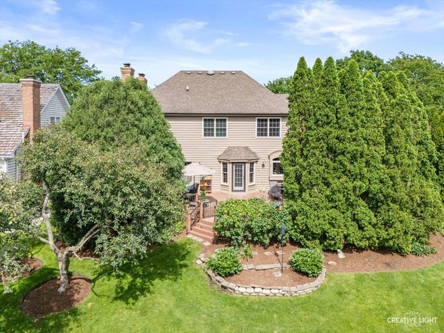 1160 Midwest Lane, Wheaton, IL 60189
