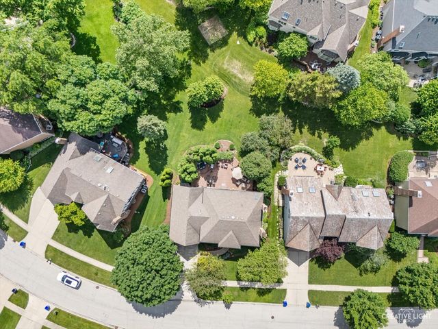 1160 Midwest Lane, Wheaton, IL 60189