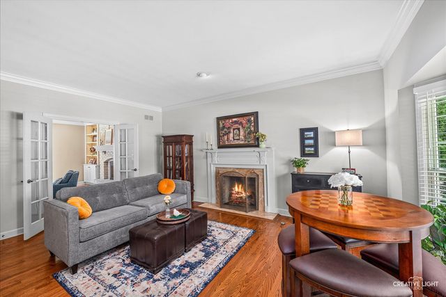 1160 Midwest Lane, Wheaton, IL 60189