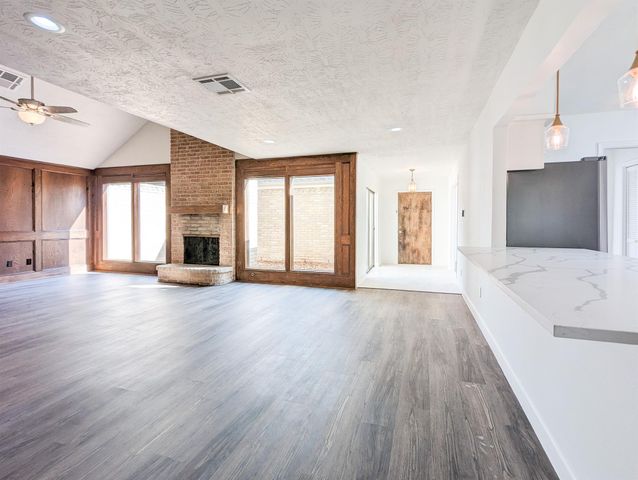 2706 Oakmont Lane, Missouri City, TX 77459