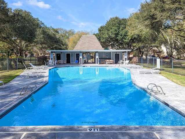 2706 Oakmont Lane, Missouri City, TX 77459