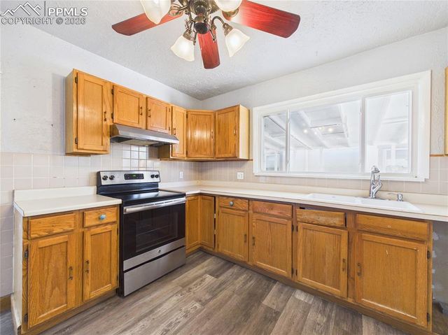 1213 E 13th Street, Pueblo, CO 81001