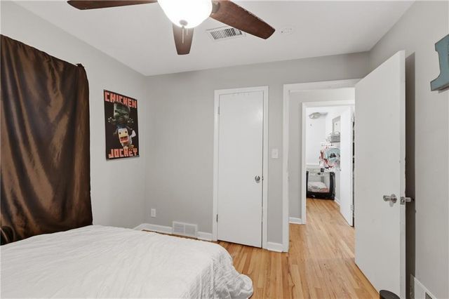 8801 E 71st Terrace, Raytown, MO 64133