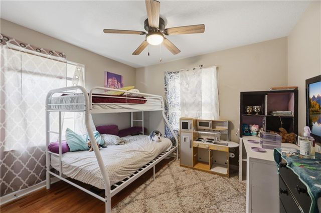 8801 E 71st Terrace, Raytown, MO 64133