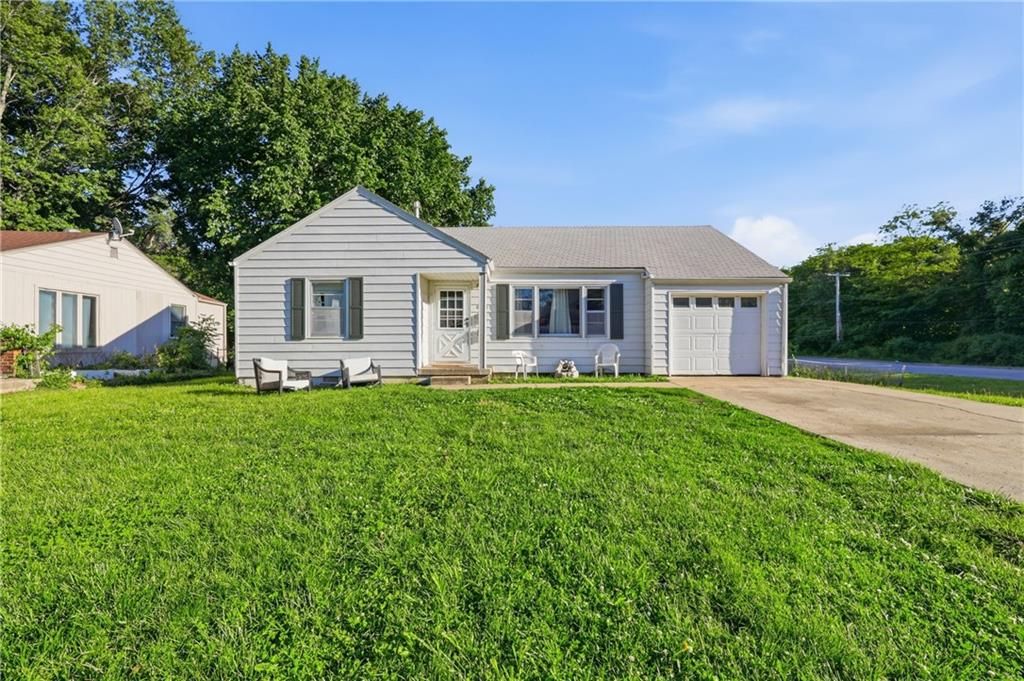 8801 E 71st Terrace, Raytown, MO 64133