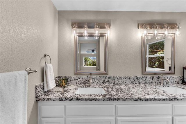 20250 Demac Drive, Redding, CA 96002