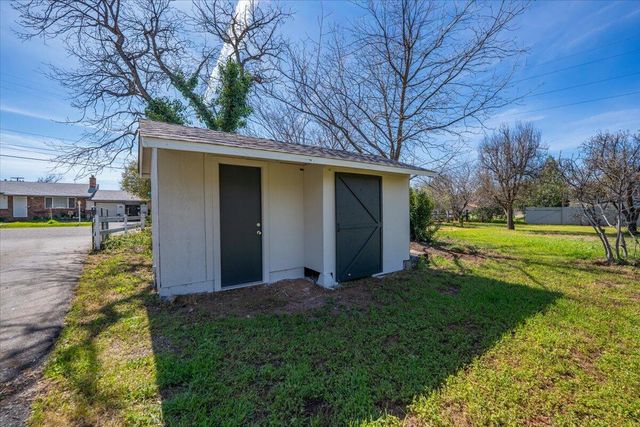 20250 Demac Drive, Redding, CA 96002