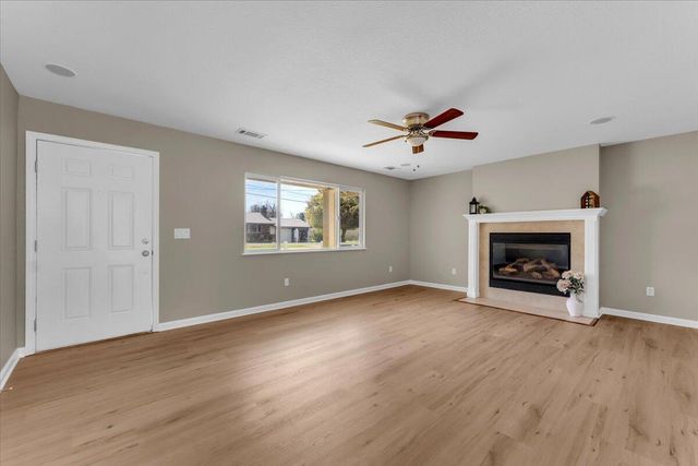 20250 Demac Drive, Redding, CA 96002