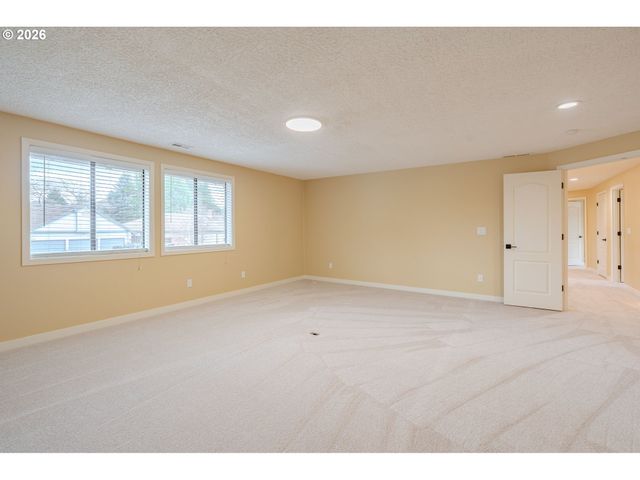 16505 Se FISHER Dr, Vancouver, WA 98683