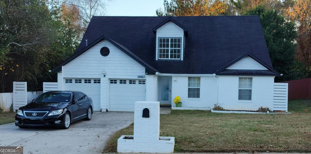 1882 Corners Circle, Lithonia, GA 30058