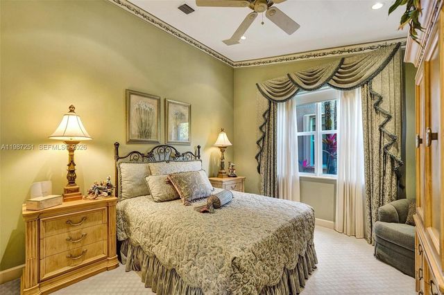 10813 Blackhawk Street, Plantation, FL 33324