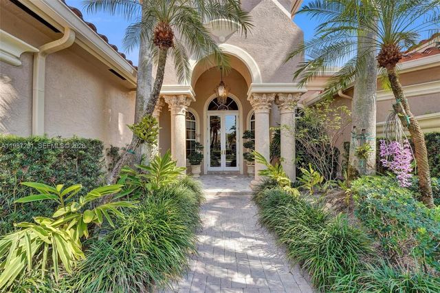 10813 Blackhawk Street, Plantation, FL 33324