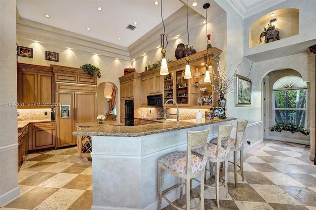 10813 Blackhawk Street, Plantation, FL 33324