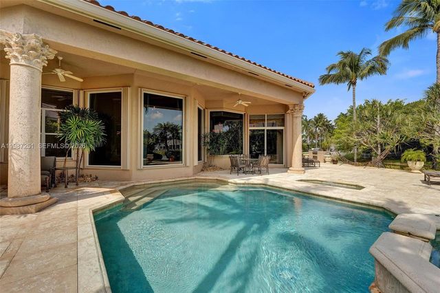 10813 Blackhawk Street, Plantation, FL 33324