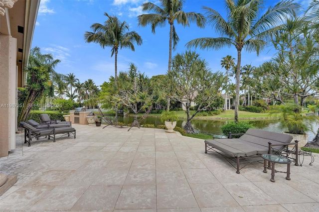 10813 Blackhawk Street, Plantation, FL 33324