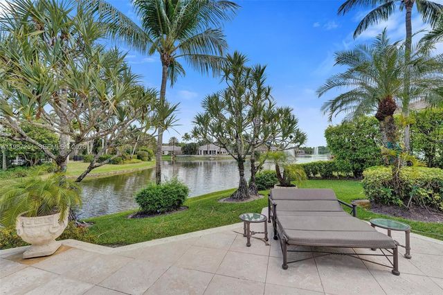 10813 Blackhawk Street, Plantation, FL 33324