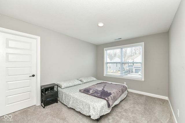 10627 Oak Bend Boulevard, Indianapolis, IN 46239