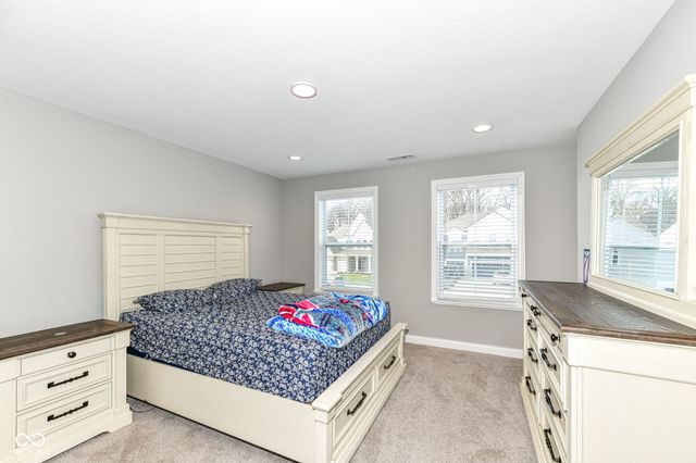 10627 Oak Bend Boulevard, Indianapolis, IN 46239