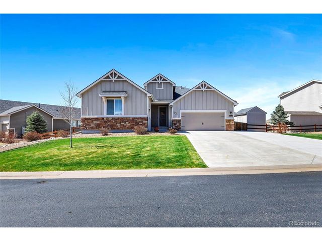 5513 Harbor Town Dr, Elizabeth, CO 80107
