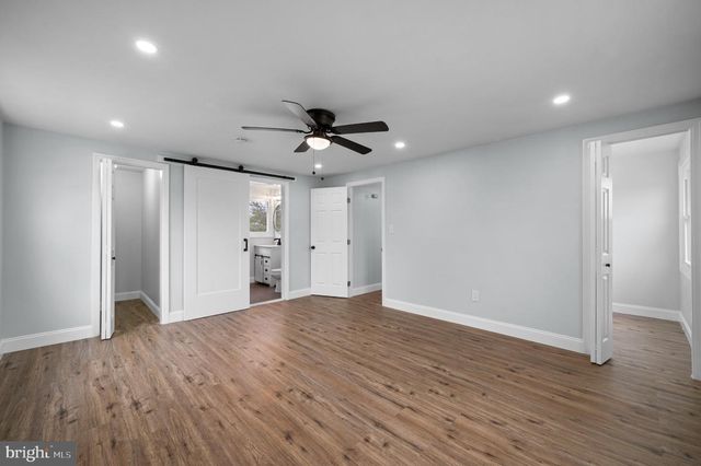 16 BARRINGTON LN, Willingboro, NJ 08046