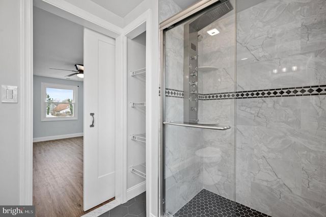 16 BARRINGTON LN, Willingboro, NJ 08046