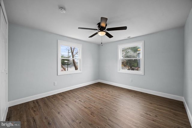 16 BARRINGTON LN, Willingboro, NJ 08046