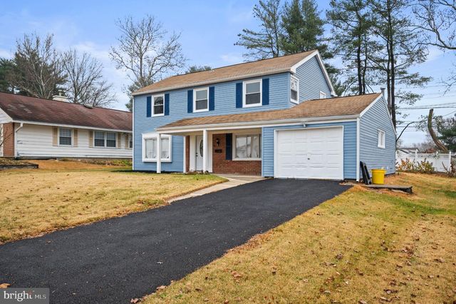 16 BARRINGTON LN, Willingboro, NJ 08046
