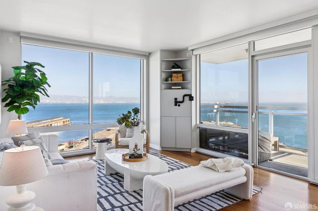 501 Beale Street 14A, San Francisco, CA 94105