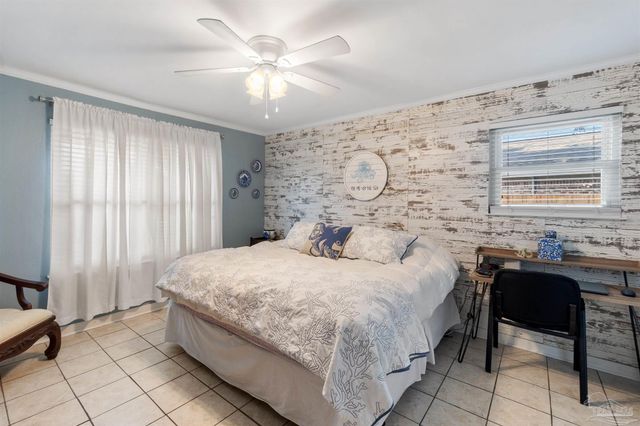 1635 College Pkwy, Gulf Breeze, FL 32563
