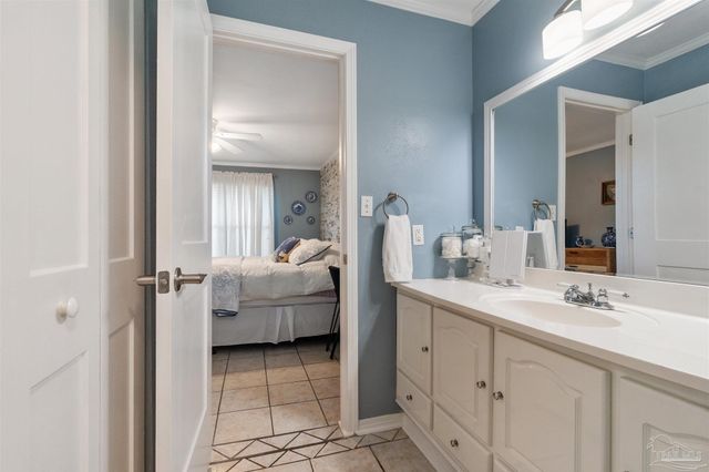 1635 College Pkwy, Gulf Breeze, FL 32563