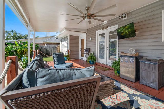 1635 College Pkwy, Gulf Breeze, FL 32563