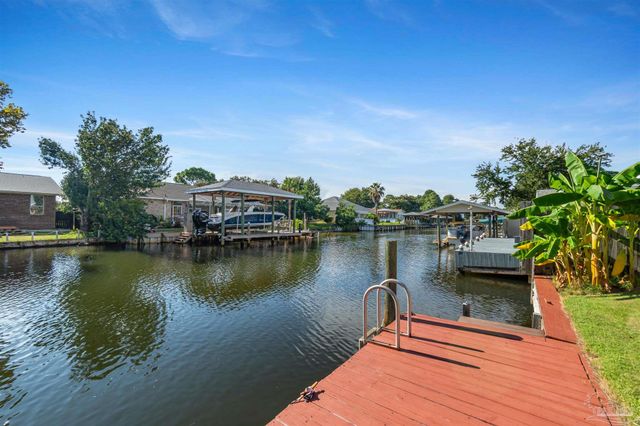 1635 College Pkwy, Gulf Breeze, FL 32563