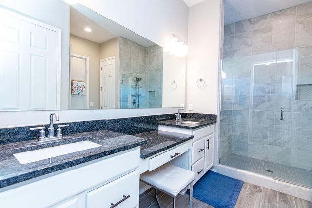 9216 Crystal Creek Lane NW, Albuquerque, NM 87120