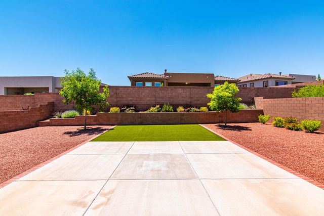 9216 Crystal Creek Lane NW, Albuquerque, NM 87120