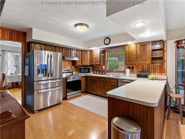 3869 Amma Road, Amma, WV 25005