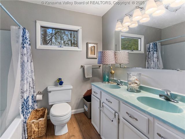 3869 Amma Road, Amma, WV 25005