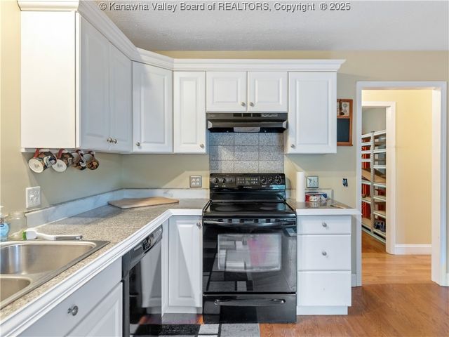 3869 Amma Road, Amma, WV 25005