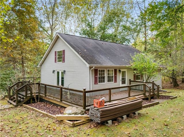 3869 Amma Road, Amma, WV 25005