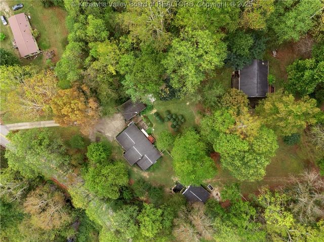 3869 Amma Road, Amma, WV 25005