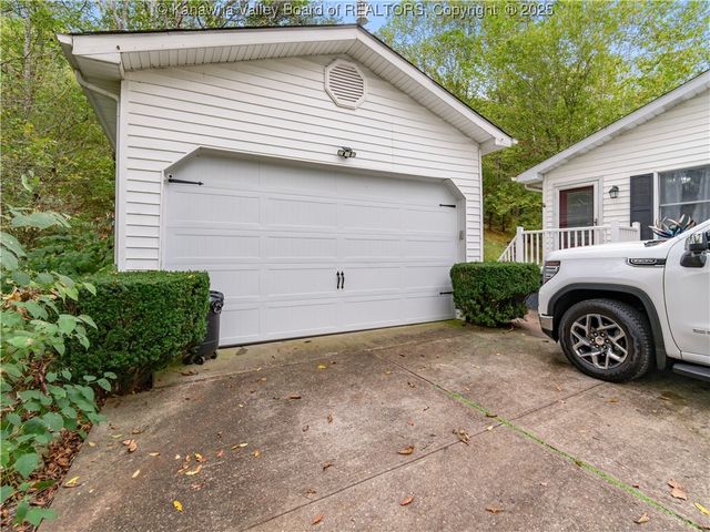 3869 Amma Road, Amma, WV 25005