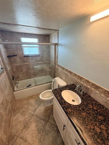 9393 MIDNIGHT PASS ROAD 806, Sarasota, FL 34242