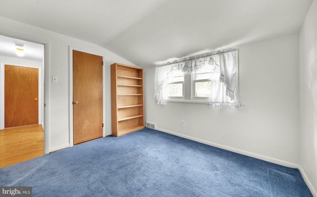 312 LOWER VALLEY RD, North Wales, PA 19454
