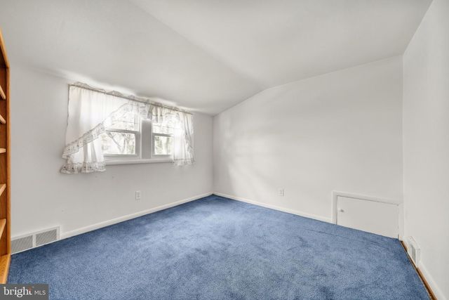 312 LOWER VALLEY RD, North Wales, PA 19454