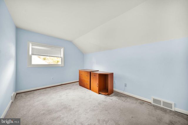 312 LOWER VALLEY RD, North Wales, PA 19454