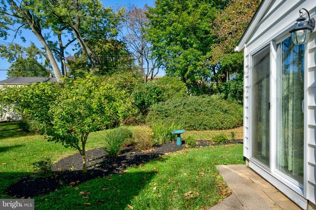 312 LOWER VALLEY RD, North Wales, PA 19454