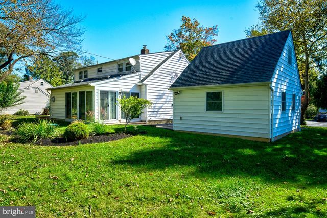 312 LOWER VALLEY RD, North Wales, PA 19454