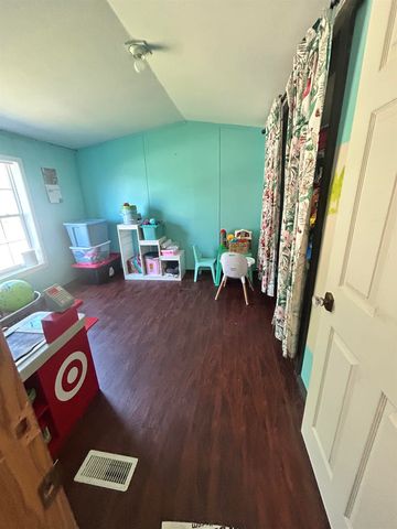 90 Spruce Drive, Farmington, NH 03835