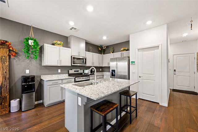 1770 Ortiz Bay Place, North Las Vegas, NV 89084