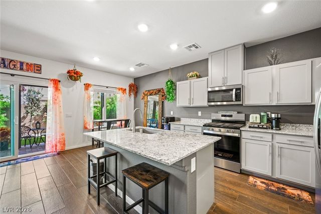 1770 Ortiz Bay Place, North Las Vegas, NV 89084